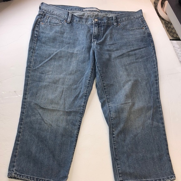 Old Navy Denim - Woman’s old navy jeans low rise size 14